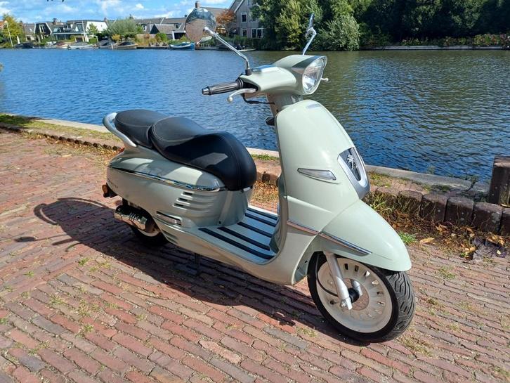 Peugeot Django 2017 10946km, Fietsen en Brommers, Scooters | Overige merken, Gebruikt, Maximaal 45 km/u, Benzine, Ophalen