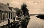 Winsum Dorpsgezicht bij het water # 729, Verzamelen, Ansichtkaarten | Nederland, Verzenden, 1920 tot 1940, Gelopen, Friesland