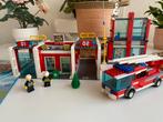 Lego city brandweer kazerne 7208, Kinderen en Baby's, Speelgoed | Duplo en Lego, Lego, Zo goed als nieuw, Ophalen