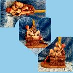 Vintage beeldje van een vrouw met schedels, Ophalen of Verzenden