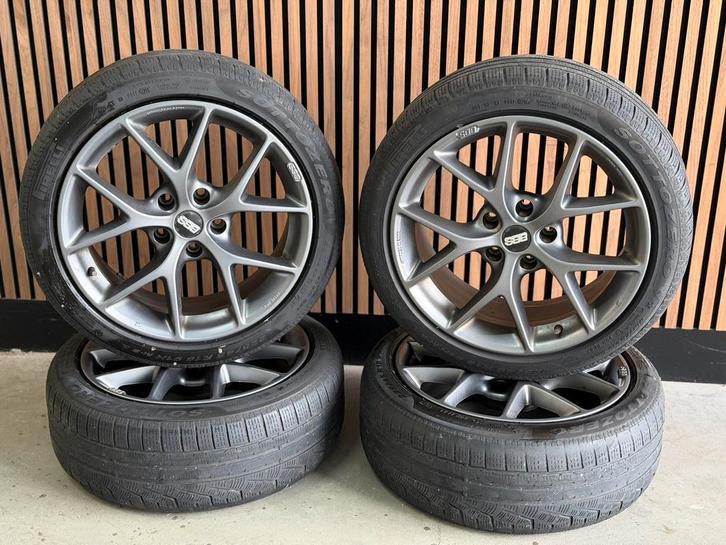 Originele BBS SR 18” velgen  + Winterbanden 225/45/18 BMW, Auto-onderdelen, Banden en Velgen, Banden en Velgen, Winterbanden, 18 inch