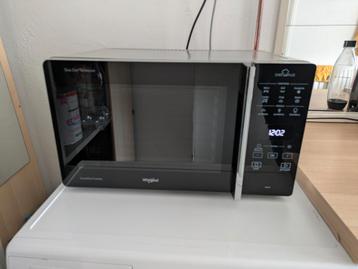 Combi magnetron / oven met frituurfunctie en autoclean beschikbaar voor biedingen