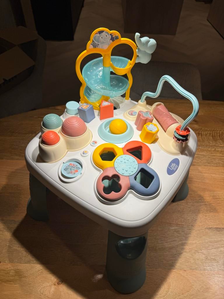 Smoby Speeltafel - Leerzaam en Leuk!, Ophalen of Verzenden, Zo goed als nieuw, Overige typen, Met geluid