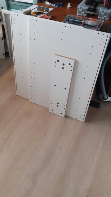 Ikea Metod onder keukenkast - afbeelding 2