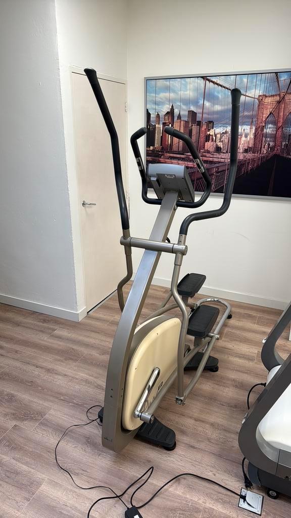 Crosstrainer Tunturi ‘Pure 8.0’, Sport en Fitness, Fitnessapparatuur, Gebruikt, Crosstrainer, Ophalen