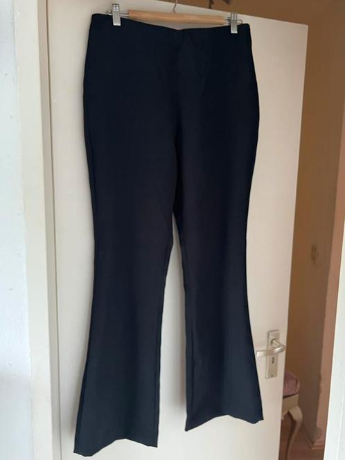 Nieuw JJXX Slim high waist flaired XL zwart met kaartjes, Kleding | Dames, Broeken en Pantalons, Nieuw, Maat 46/48 (XL) of groter