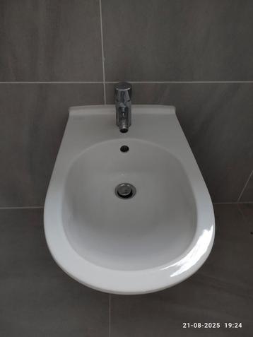 Bidet Villeroy & Boch inclusief Grohe kraan beschikbaar voor biedingen