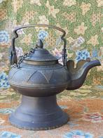 Mooie antieke bewerkte Oosterse theepot van koper 25,5 cm., Ophalen of Verzenden, Koper