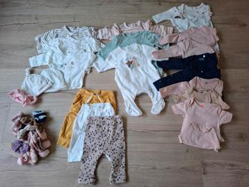 Kledingpakket Meisje Newborn maat 50/56 beschikbaar voor biedingen
