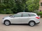 Ford FOCUS 1.0 benzine - D riem is V.v - Navi - 6 bak !!!, Euro 5, 125 pk, Gebruikt, Origineel Nederlands