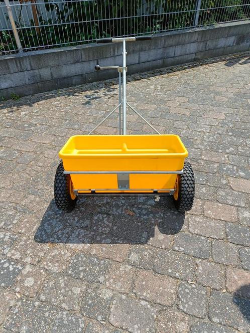 Cemo kistenstrooier, Tuin en Terras, Aarde en Mest, Ophalen