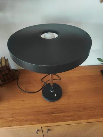 Louis Kalff bureaulamp model Timor69 beschikbaar voor biedingen