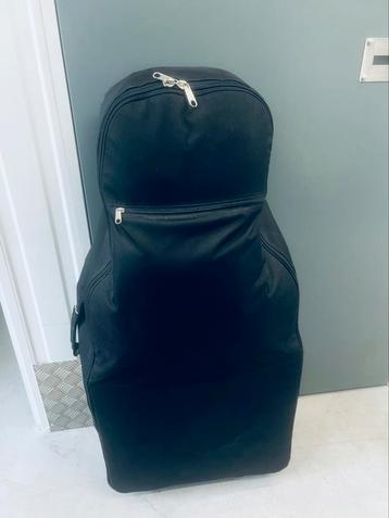 Massagestoel + tas met Wieltjes. beschikbaar voor biedingen