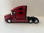 Rode Volvo VNL 760 van slaapcabine First Gear, Hobby en Vrije tijd, Ophalen of Verzenden, Zo goed als nieuw, Bus of Vrachtwagen
