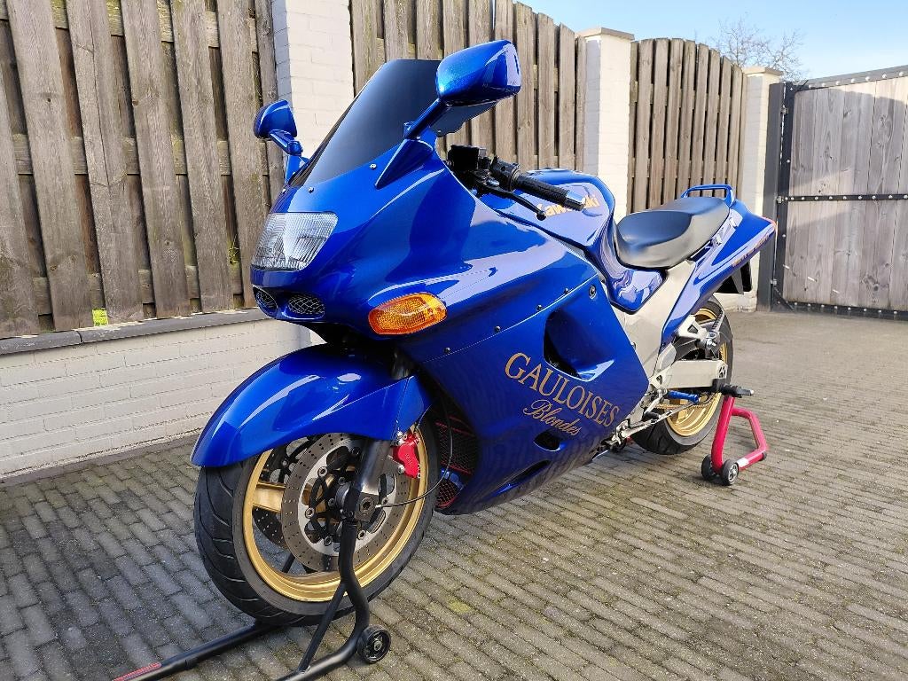 ZZR 1100, Motoren, Motoren | Kawasaki, Sportuitlaat, 4 cilinders, Motorrijbewijs A, Particulier