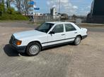 Mercedes-Benz 200-Serie 2.6 260 E K6 1986 Wit, Auto's, Achterwielaandrijving, 1340 kg, Wit, Handgeschakeld