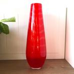 Prachtig glazen rode vaas, Ophalen of Verzenden, Zo goed als nieuw
