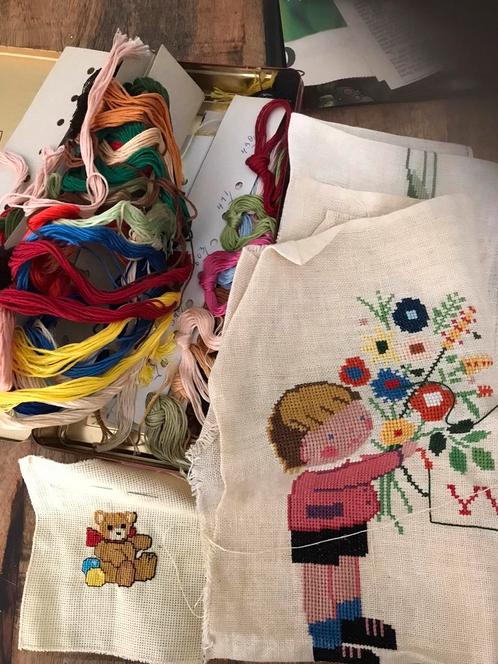 Partijtje borduurgaren en werkjes, Hobby en Vrije tijd, Borduren en Borduurmachines, Zo goed als nieuw, Borduurgaren of Zijde