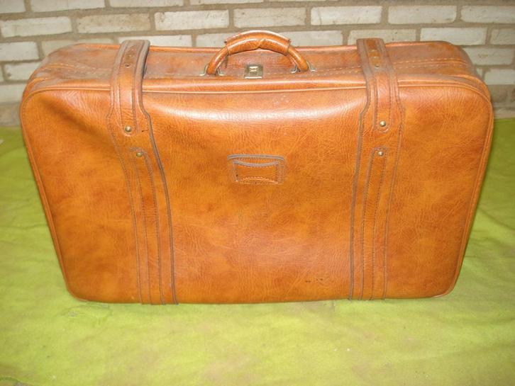 Nieuwstaat  koffer Bruin    75 x 47  cm, Sieraden, Tassen en Uiterlijk, Koffers, Zo goed als nieuw, Zacht kunststof, 70 cm of meer
