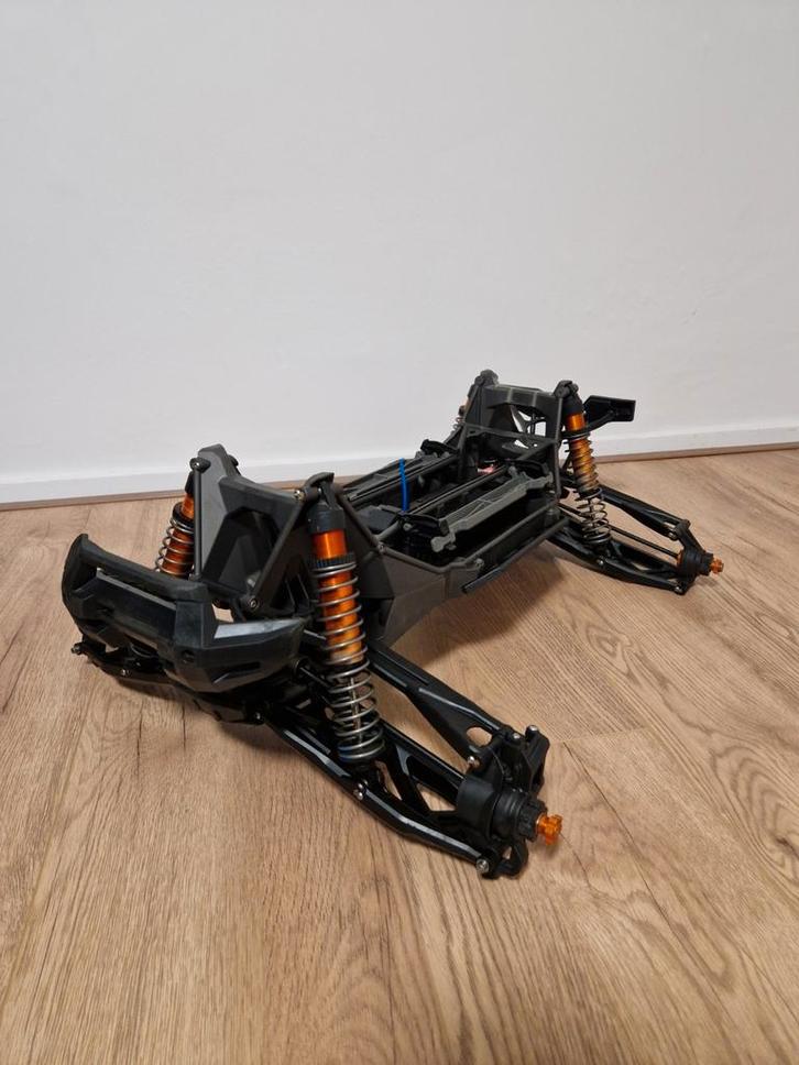 Traxxas xmaxx 8s slider met widekit!, Hobby en Vrije tijd, Modelbouw | Radiografisch | Overige, Gebruikt, Ophalen of Verzenden