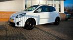 Renault Twingo 1.2 16V 2010 Wit, Auto's, Voorwielaandrijving, Twingo, 4 cilinders, 4 stoelen