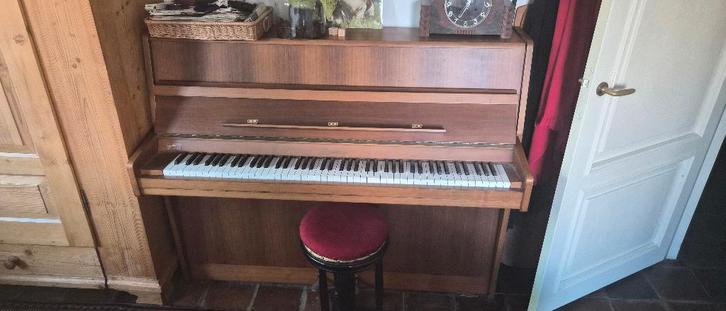 Dietmann piano te koop, Muziek en Instrumenten, Piano's, Zo goed als nieuw, Piano, Bruin, Ophalen