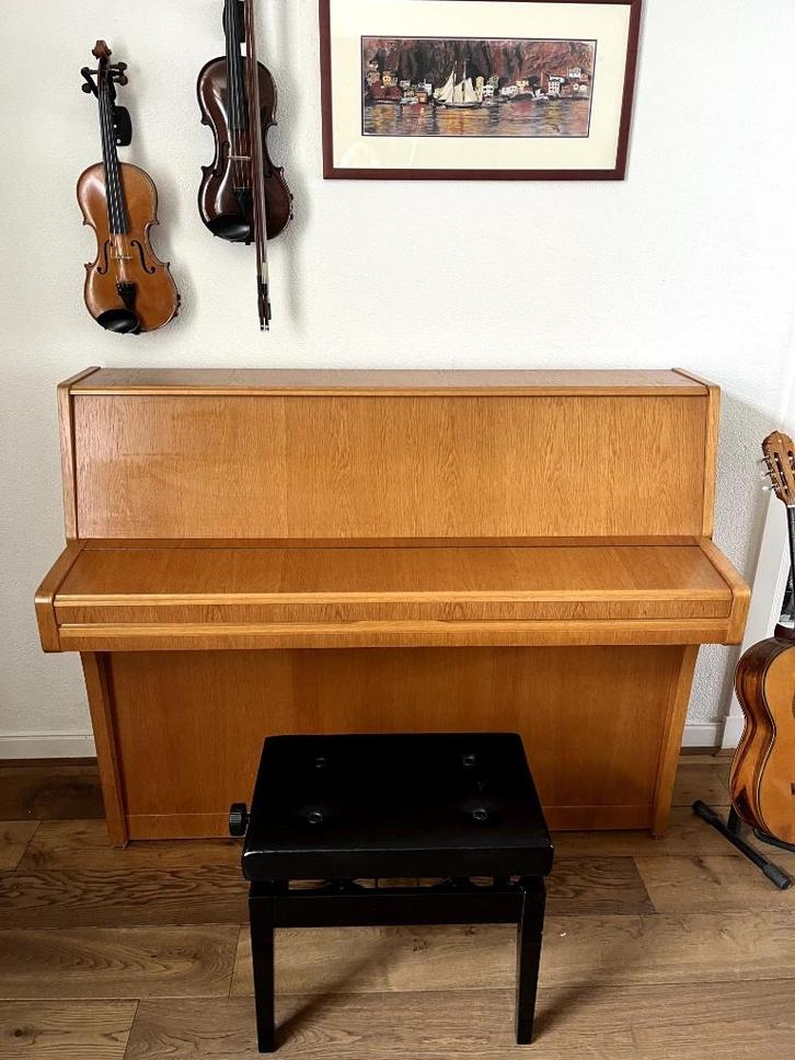Seiler piano model 116 – Duitse topkwaliteit, Muziek en Instrumenten, Piano's, Zo goed als nieuw, Piano, Bruin, Ophalen