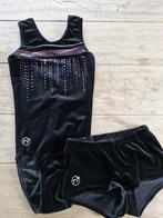 Turnpakje K777 zwart/ aubergine Maat 134/140, Sport en Fitness, Turnen, Zwart, Zo goed als nieuw, Turnpak(je), Kindermaat 122 t/m 140