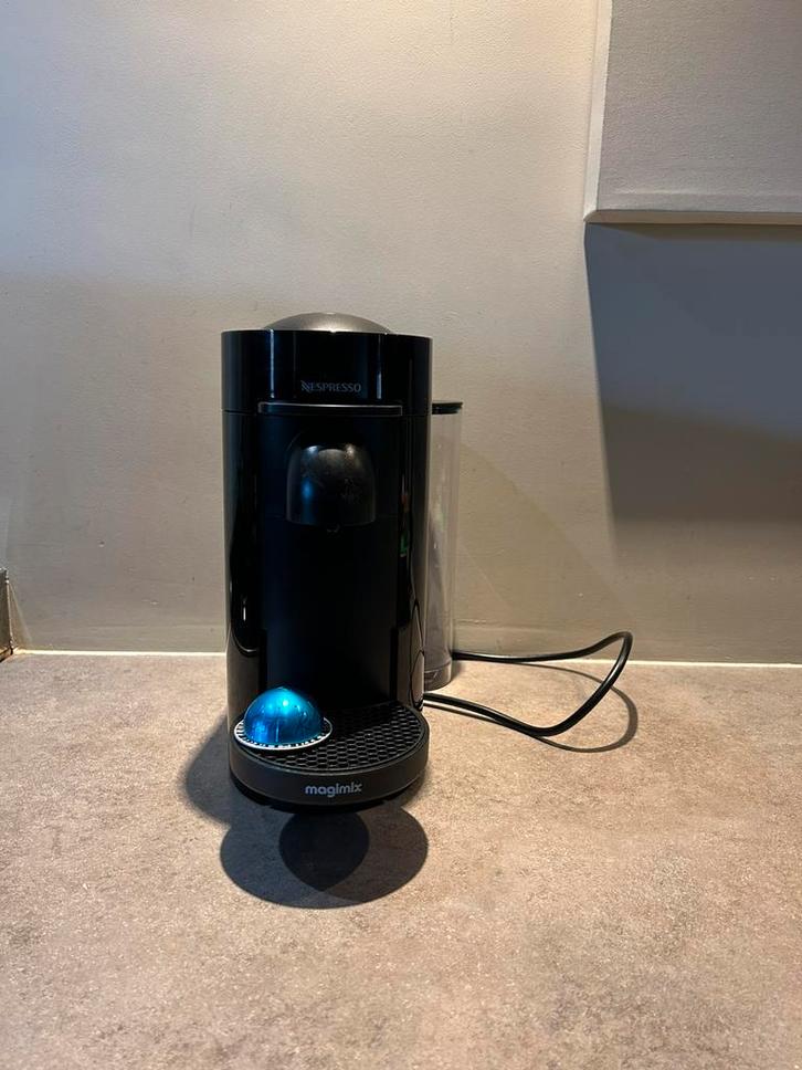 Nespresso Vertuo Plus – compleet pakket met accessoires, Witgoed en Apparatuur, Koffiezetapparaten, Espresso apparaat, Ophalen of Verzenden