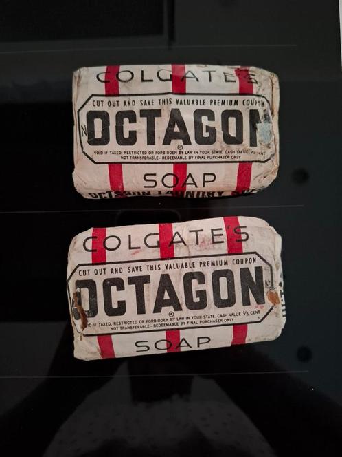 US ww2 Octagon  Colgate's soap, Verzamelen, Militaria | Tweede Wereldoorlog, Landmacht, Amerika, Ophalen of Verzenden