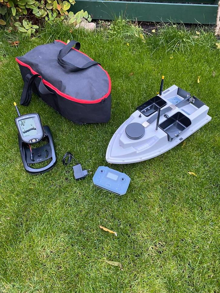 Voerboot GPS autopilot met Smartcast RF15e fishfinder, Watersport en Boten, Hengelsport | Karpervissen, Zo goed als nieuw, Overige typen