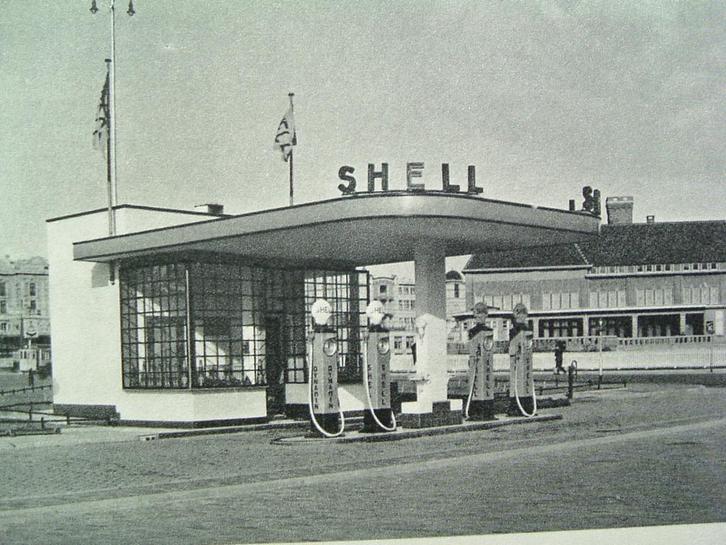 Nederlandsche Petroleum Maatschappij 1890 - 1950., Antiek en Kunst, Antiek | Boeken en Bijbels, Ophalen of Verzenden