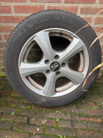 Michelin Winterbanden 205/55 R16 met MSW Velgen beschikbaar voor biedingen