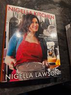 Nigella Lawson - Nigella Kitchen Kookboek, Boeken, Voorgerechten en Soepen, Ophalen of Verzenden, Zo goed als nieuw, Europa