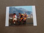 Johan Cruijff Ajax in actie tegen Dukla Praag, Ophalen of Verzenden, Zo goed als nieuw, Ajax, Poster, Plaatje of Sticker