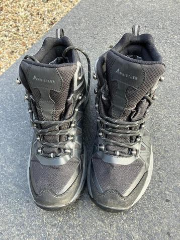 wandelschoenen beschikbaar voor biedingen