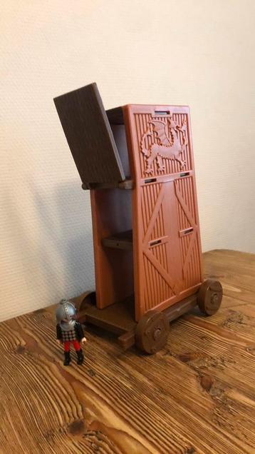Riddertoren. Te combineren met playmobil. beschikbaar voor biedingen