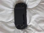 ps vita oled + accessories, Spelcomputers en Games, Spelcomputers | Sony PSP, Ophalen of Verzenden, Gebruikt