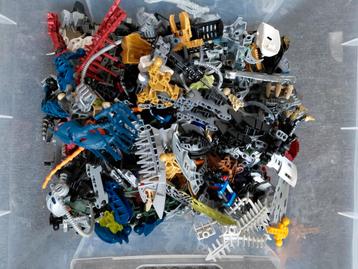Grote partij Lego Bionicle onderdelen beschikbaar voor biedingen