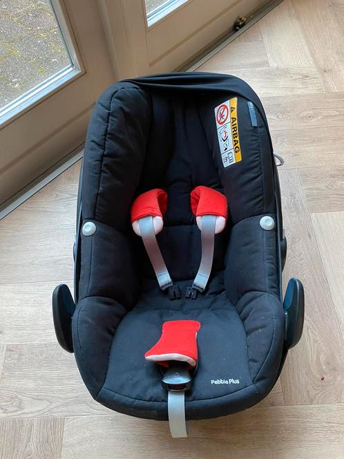 Maxi cosi pebble plus isize, Kinderen en Baby's, Autostoeltjes, Zo goed als nieuw, Maxi-Cosi, 0 t/m 13 kg, Autogordel of Isofix