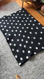 Wol gevilte kleden zwart wit, Ophalen of Verzenden, Zo goed als nieuw