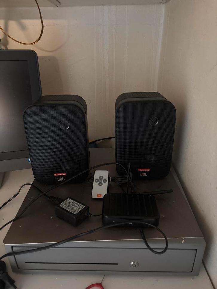 JBL Control 2.4G Draadloze Speakerset, Audio, Tv en Foto, Luidsprekers, Zo goed als nieuw, Front, Rear of Stereo speakers, Minder dan 60 watt