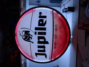 Jupiler schild met led verlichting beschikbaar voor biedingen