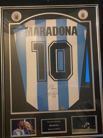Gesigneer Shirt Maradona van Argentinië beschikbaar voor biedingen