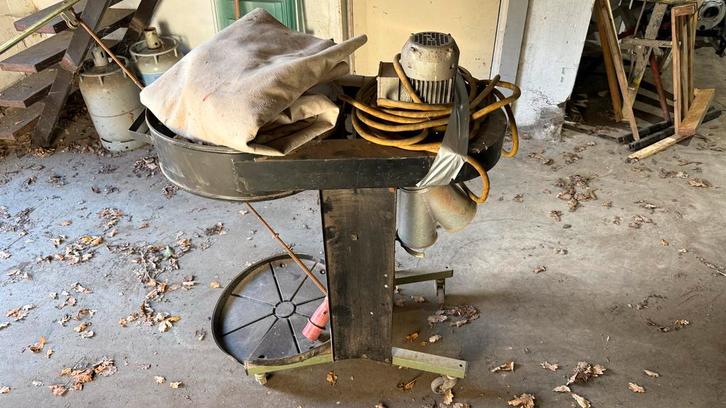 DeWalt DW 60 Stofafzuiger, Doe-het-zelf en Verbouw, Reinigingsmachines, Gebruikt, Waterstofzuiger, Ophalen of Verzenden