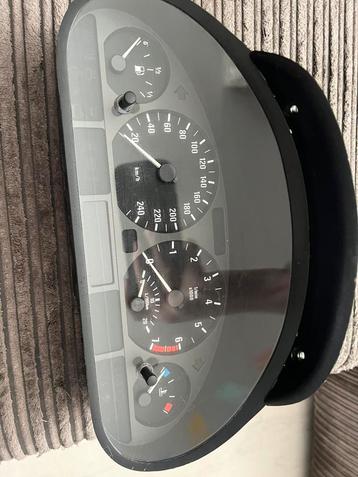 Instrumentpaneel BMW E46 beschikbaar voor biedingen