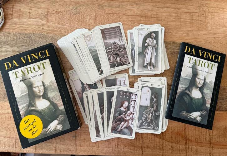 M. MacElroy - De Da Vinci Code Tarot, Boeken, Esoterie en Spiritualiteit, Zo goed als nieuw, Overige typen, Tarot of Kaarten leggen