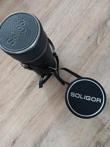 Losse Foto Items - Soligor Lens, Flitser, Tripod beschikbaar voor biedingen