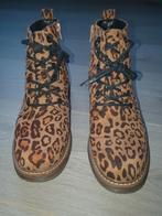 Enkellaarzen met print, Bruin, Lage of Enkellaarzen, Ophalen of Verzenden, Zo goed als nieuw