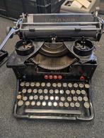 Typmachine Urania werkend, Diversen, Typemachines, Ophalen of Verzenden